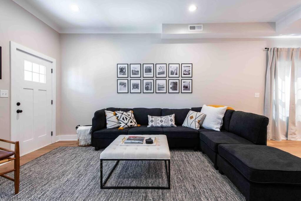 Newly Renovated 3 Bedroom Shelby Park Home **Free Parking** 路易斯威尔 外观 照片